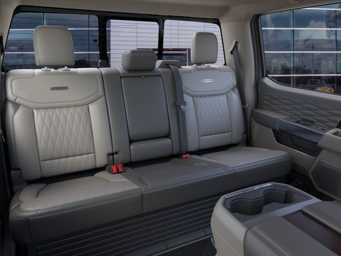 New 2026 Ford F250 Platinum w/ Platinum Plus Package AWD/4WD image 13