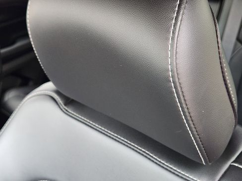 Used 2024 Jeep Grand Cherokee Altitude image 15