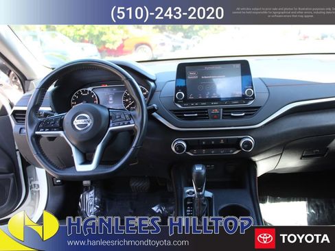 Used 2021 Nissan Altima 2.5 SR FWD image 16