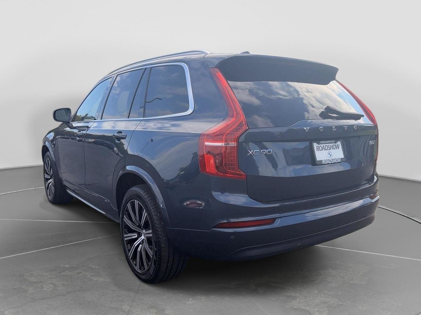 Used 2023 Volvo XC90 B6 Core w/ Climate Package AWD/4WD image 3