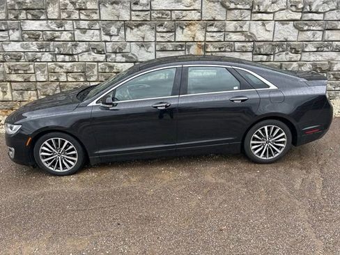 Used 2019 Lincoln MKZ Reserve image 3