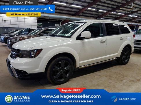Used 2018 Dodge Journey Crossroad AWD/4WD image 1