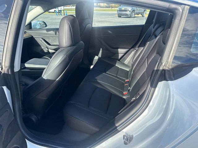 Used 2018 Tesla Model 3 Long Range RWD image 11