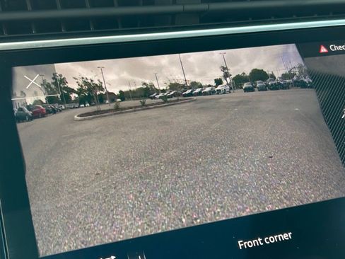 New 2026 Audi SQ7 Premium Plus image 35