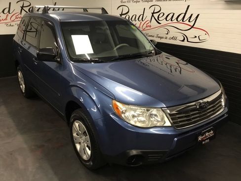Used 2010 Subaru Forester 2.5X AWD/4WD image 2