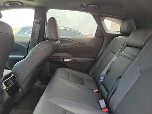 Used 2023 Lexus RX 350 Premium w/ Accessory Package (Z1) FWD image 11