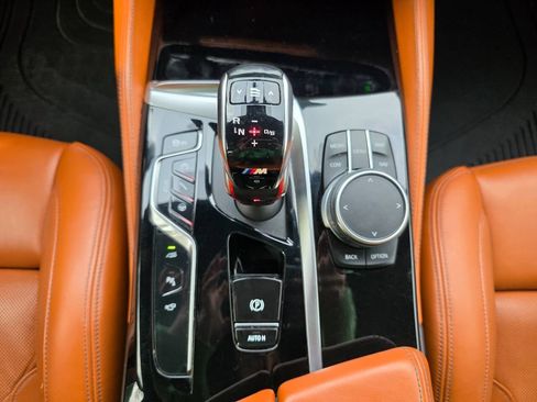 Used 2018 BMW M5 image 41