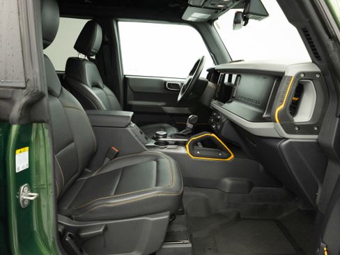 Used 2023 Ford Bronco Badlands image 29