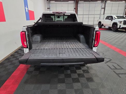 Used 2021 GMC Sierra 1500 AT4 w/ AT4 Premium Package AWD/4WD image 30