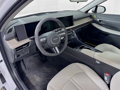 New 2025 Hyundai Sonata SEL image 8