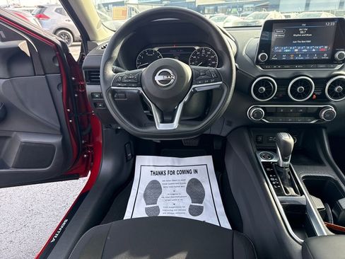 Used 2025 Nissan Sentra SV image 14