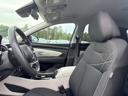Used 2022 Hyundai Tucson SEL FWD image 9