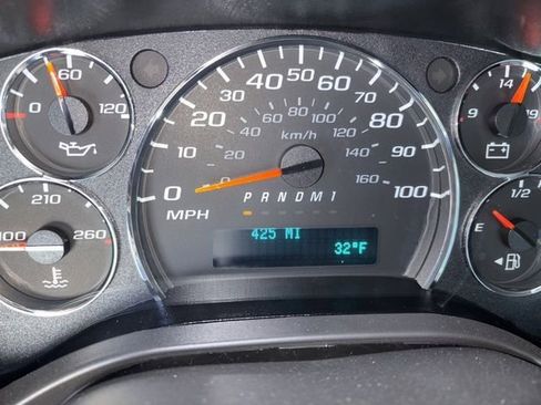New 2024 Chevrolet Express 3500 RWD image 12