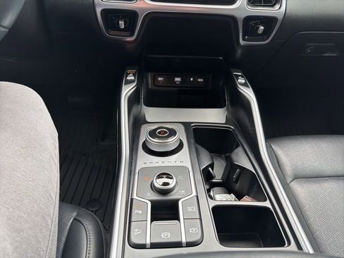 Certified 2023 Kia Sorento EX AWD/4WD image 19
