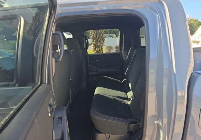 Certified 2023 Nissan Frontier PRO-4X w/ Technology Package AWD/4WD image 6