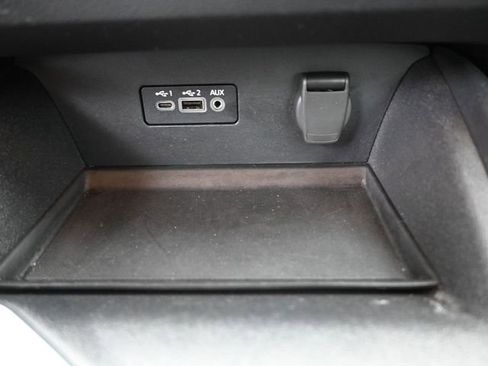 Used 2025 Nissan Altima 2.5 SV image 9