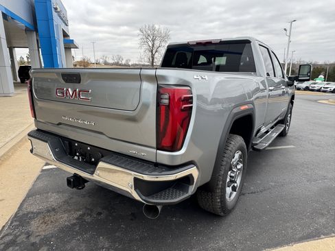 New 2025 GMC Sierra 2500 SLT w/ SLT Premium Package image 4