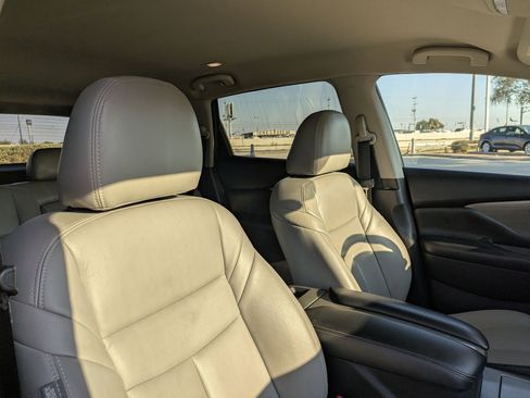 Used 2017 Nissan Murano S w/ Navigation Package image 30