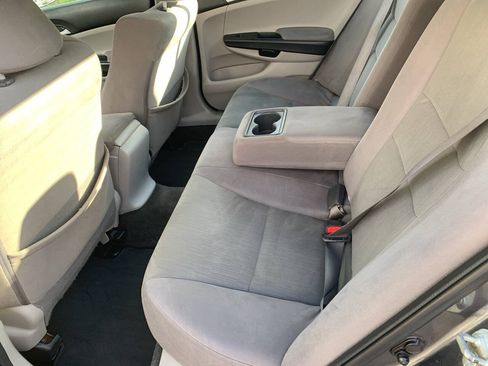 Used 2011 Honda Accord LX-P image 12