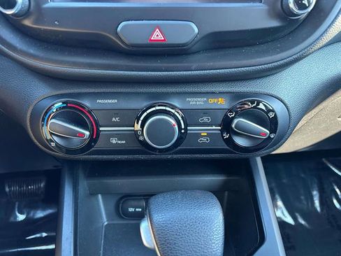 Used 2023 Kia Soul LX image 23