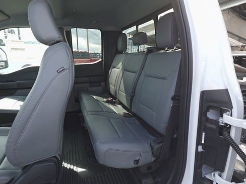 New 2025 Ford F550 4x4 Supercab Super Duty image 20