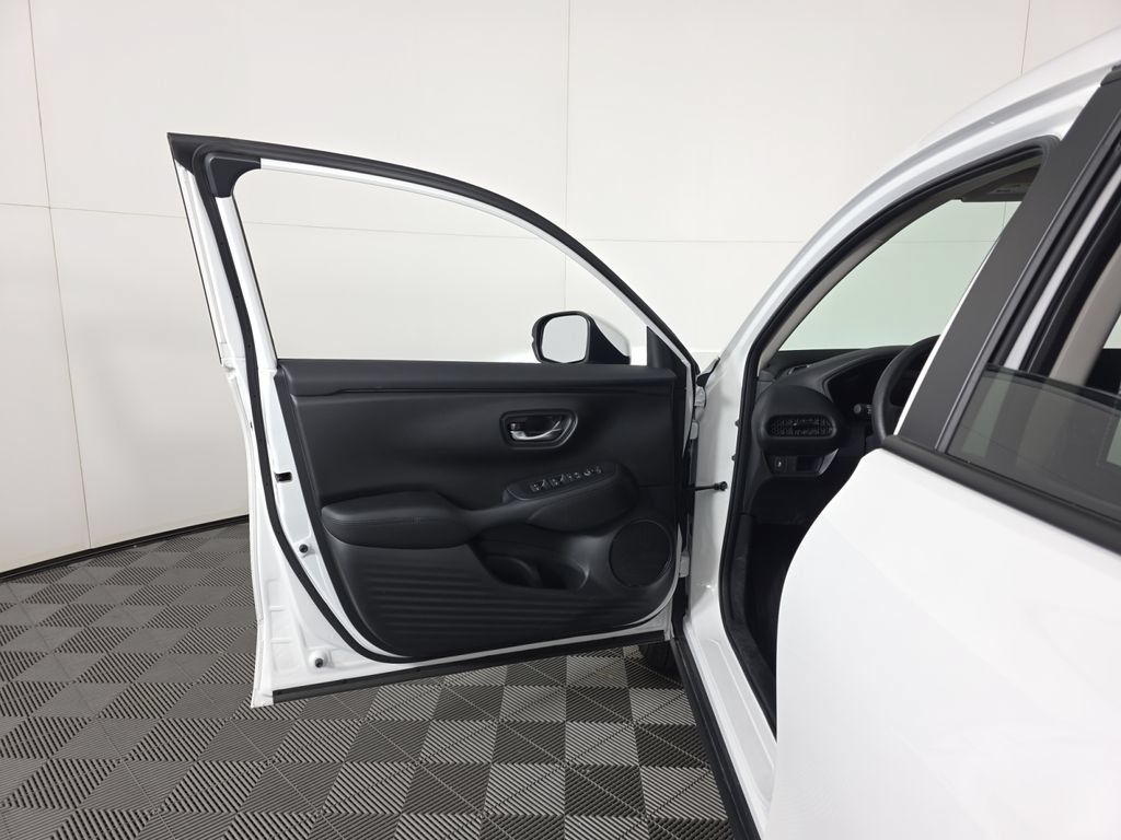 Certified 2026 Honda HR-V LX image 21