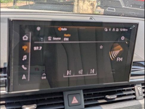 Used 2023 Audi A4 2.0T Premium Plus image 23