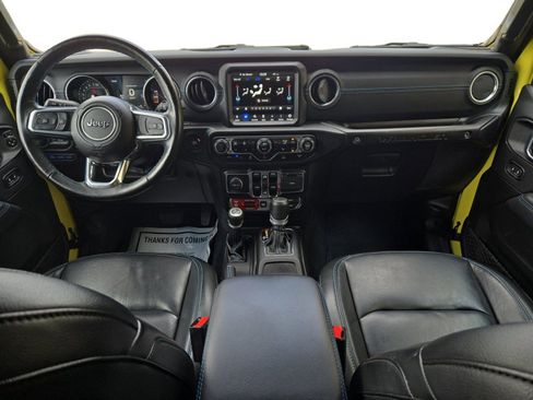 Used 2022 Jeep Wrangler Unlimited Rubicon 4xe w/ Cold Weather Group AWD/4WD image 13