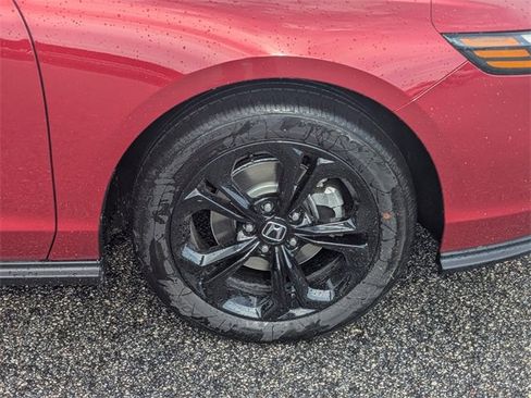 New 2025 Honda Accord SE image 11