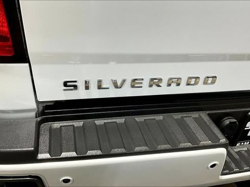 Used 2018 Chevrolet Silverado 2500 LTZ w/ Custom Sport Edition AWD/4WD image 24
