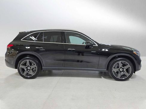 New 2026 Mercedes-Benz GLC 300 4MATIC image 2