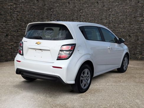 Used 2018 Chevrolet Sonic LT FWD image 7