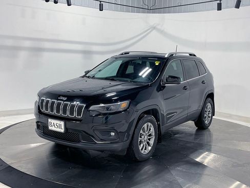 Used 2019 Jeep Cherokee Latitude Plus image 8
