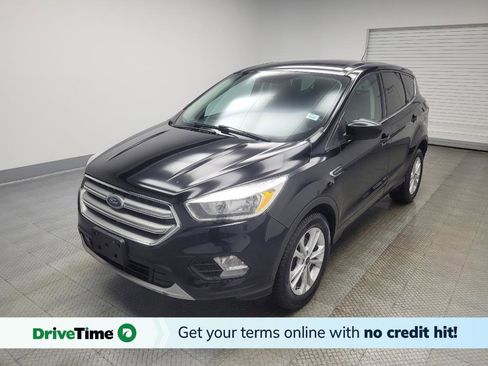 Used 2017 Ford Escape SE image 1