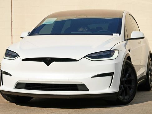 Used 2022 Tesla Model X AWD/4WD image 3