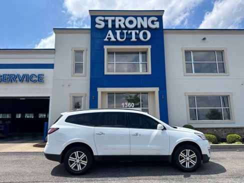 Used 2017 Chevrolet Traverse LT AWD/4WD image 17