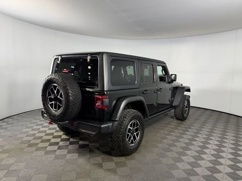 Used 2025 Jeep Wrangler Unlimited Rubicon image 6