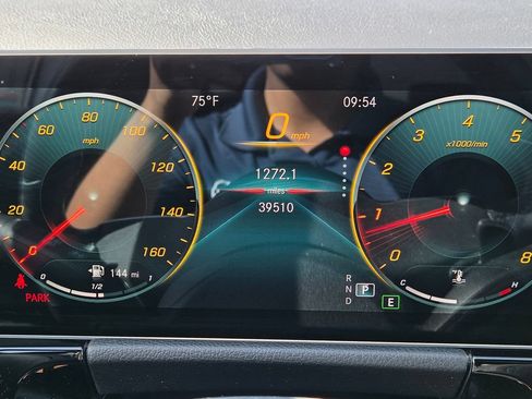 Used 2021 Mercedes-Benz GLA 250 4MATIC image 28