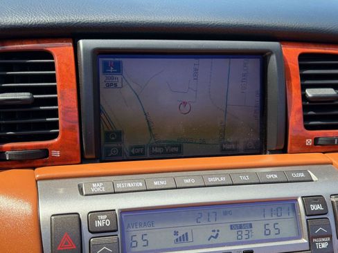 Used 2005 Lexus SC 430 Convertible RWD image 24