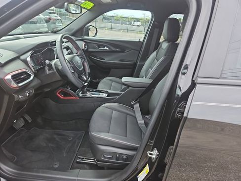 Used 2023 Chevrolet TrailBlazer RS w/ Convenience Package FWD image 10
