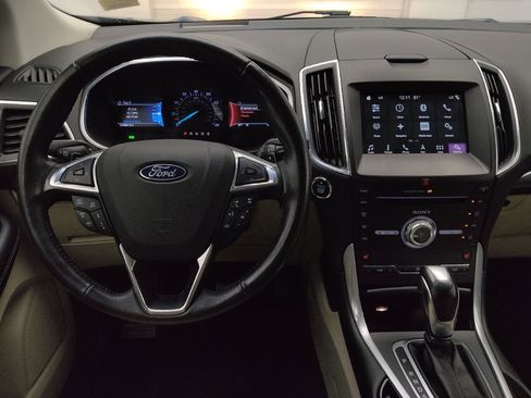 Used 2018 Ford Edge Titanium w/ Ford Safe & Smart Package FWD image 22