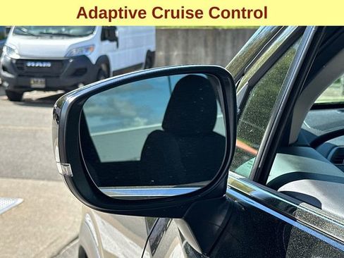 Certified 2024 Subaru Ascent Premium w/ Convenience Package image 7