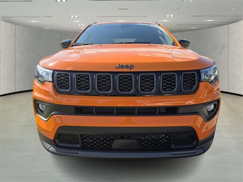 New 2026 Jeep Compass Latitude image 2