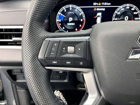 Used 2023 Mitsubishi Outlander SEL Black Edition AWD/4WD image 18