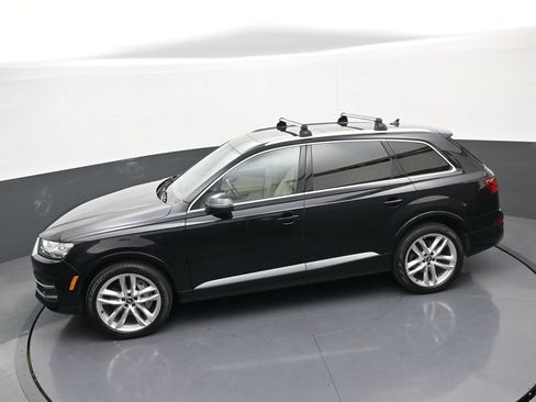 Used 2018 Audi Q7 3.0T Prestige AWD/4WD image 33