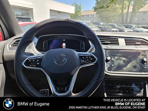 Used 2022 Volkswagen Tiguan SEL R-Line AWD/4WD image 22