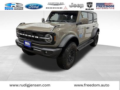 New 2026 Ford Bronco Outer Banks w/ Sasquatch Package