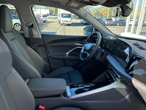 New 2025 Audi Q5 Premium Plus image 25