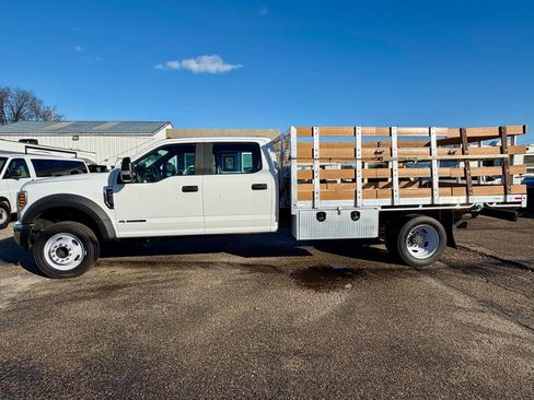 Used 2019 Ford F550 2WD Crew Cab Super Duty image 2