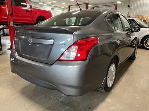 Used 2016 Nissan Versa SV image 6